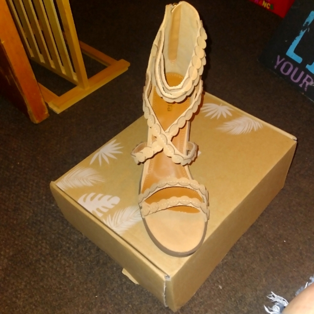 Bahia Tan leather Sandals